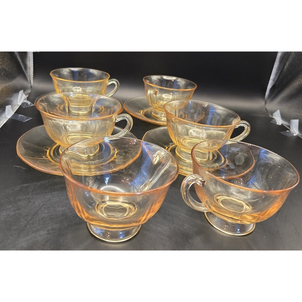 Yellow Depression Glass Vintage Fostoria "Fairfax" Includes 6 Cups And 4 Saucers - Picture 8 of 9